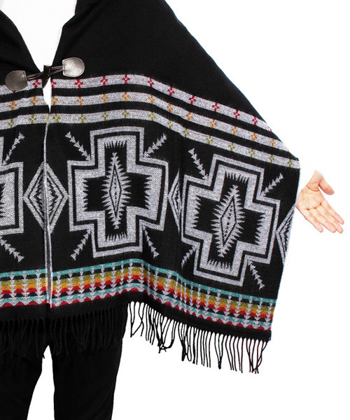 8(eight)（エイト）の「ネイティブ柄 ポンチョ フード付き マフラー