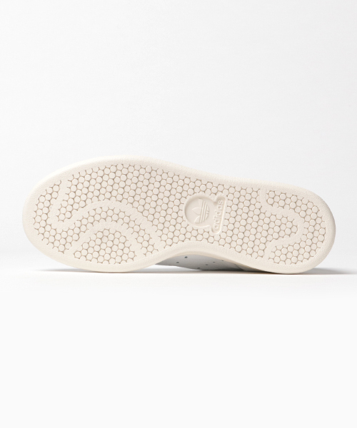 adidas（アディダス）の「adidas(アディダス) STAN SMITH(スタンスミス)（スニーカー・レディース・ホワイト・24/25/23）」の3枚目の写真
