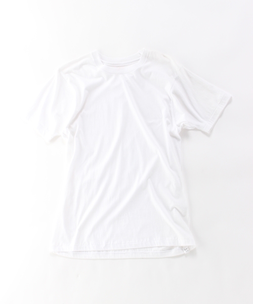 HANES（ヘインズ）の「【HANES/ヘインズ】パック入りクルーネックTシャツ青（３Ｐ）HM2115G 010　無地（Tシャツ/カットソー・メンズ・ホワイト・MEDIUM/LARGE/X-LARGE/SMALL）」の2枚目の写真