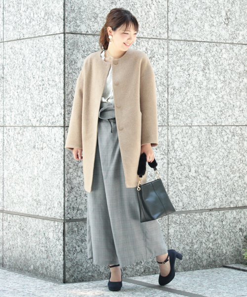 mysty woman(ミスティウーマン)の「ウールモッサノーカラーオーバーコート(その他アウター・レディース・ベージュ/ネイビー/レッド系その他/グレー/キャメル・SMALL/MEDIUM)」の8枚目の写真