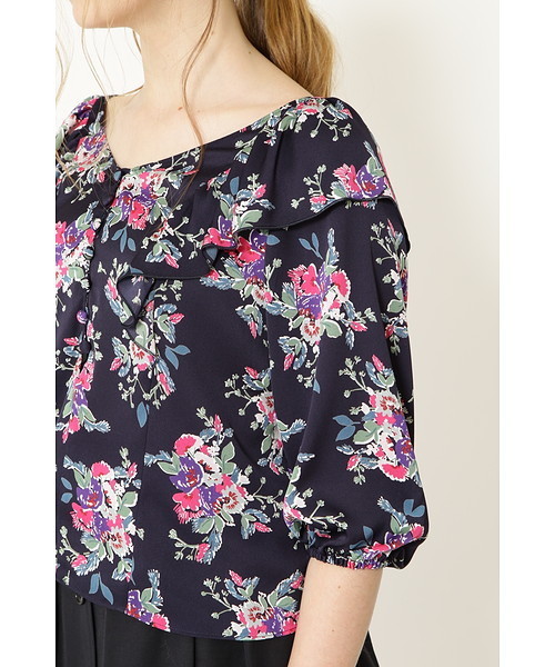 JILL STUART(ジルスチュアート)の「ベティフラワープリントブラウス(シャツ/ブラウス・レディース・ベージュ/ネイビー・MEDIUM/SMALL)」の12枚目の写真