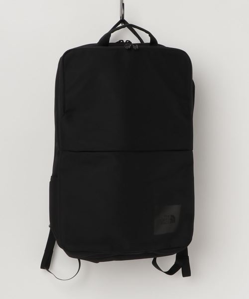 THE NORTH FACE(ザノースフェイス)の「THE NORTH FACE / ザ ノースフェイス SHUTTLE DAYPACK (バックパック/リュック・メンズ・ブラック/ライトグレー・FREE)」の2枚目の写真