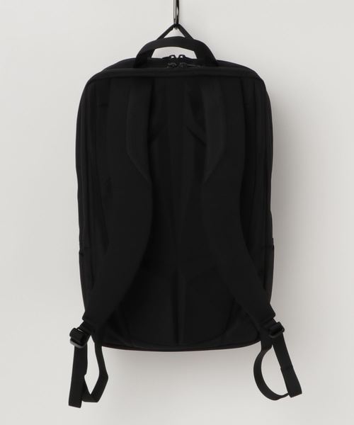 THE NORTH FACE(ザノースフェイス)の「THE NORTH FACE / ザ ノースフェイス SHUTTLE DAYPACK (バックパック/リュック・メンズ・ブラック/ライトグレー・FREE)」の3枚目の写真