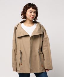 TELA�i�e���j�́uTELA �V���[�g�u���]���i�u���]���j�v