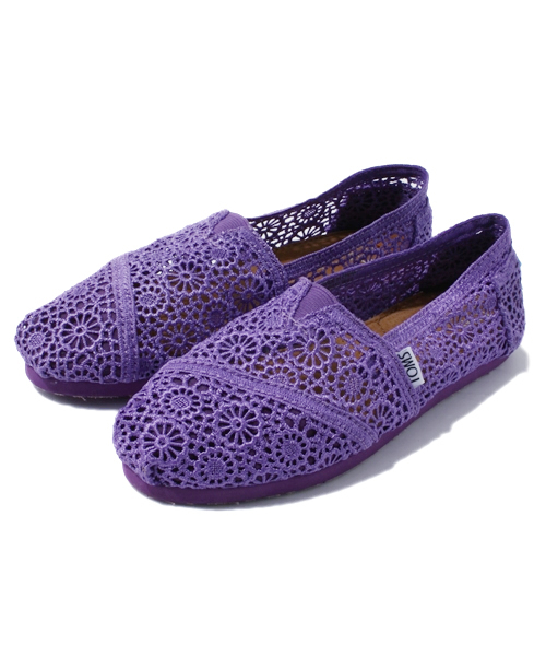 TOMS（トムス）の「2013 新作 トムス レディース クラシック 花柄 TOMS W CLSC Crochet（スニーカー・レディース・ブラック/ベージュ/パープル・22.5cm/23cm/23.5cm/24cm/24.5cm）」の3枚目の写真