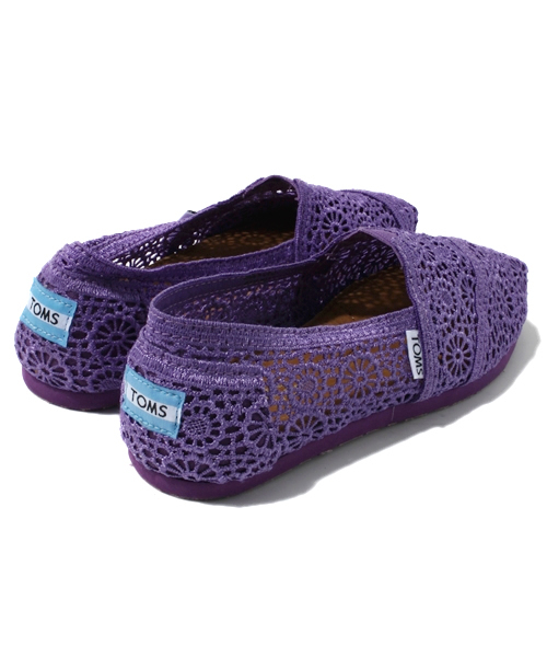 TOMS（トムス）の「2013 新作 トムス レディース クラシック 花柄 TOMS W CLSC Crochet（スニーカー・レディース・ブラック/ベージュ/パープル・22.5cm/23cm/23.5cm/24cm/24.5cm）」の6枚目の写真