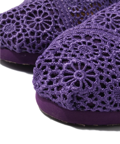 TOMS（トムス）の「2013 新作 トムス レディース クラシック 花柄 TOMS W CLSC Crochet（スニーカー・レディース・ブラック/ベージュ/パープル・22.5cm/23cm/23.5cm/24cm/24.5cm）」の8枚目の写真