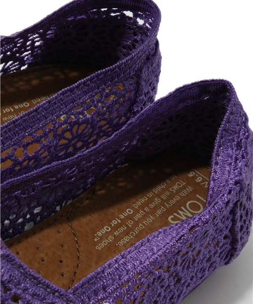 TOMS（トムス）の「2013 新作 トムス レディース クラシック 花柄 TOMS W CLSC Crochet（スニーカー・レディース・ブラック/ベージュ/パープル・22.5cm/23cm/23.5cm/24cm/24.5cm）」の9枚目の写真
