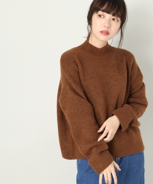 LOWRYS FARM（ローリーズファーム）の「ストレッチハイネックプルオーバー　802554（ニット/セーター・レディース・チャコールグレー/ブラウン/ベージュ/ネイビー・MEDIUM/LARGE）」の3枚目の写真