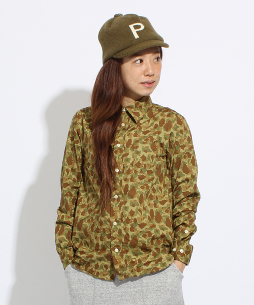 BEAMS BOY（ビームスボーイ）の「BEAMS BOY / プリントレギュラーカラーシャツ（シャツ/ブラウス・レディース・オリーブ/ネイビー・ONE SIZE）」の2枚目の写真