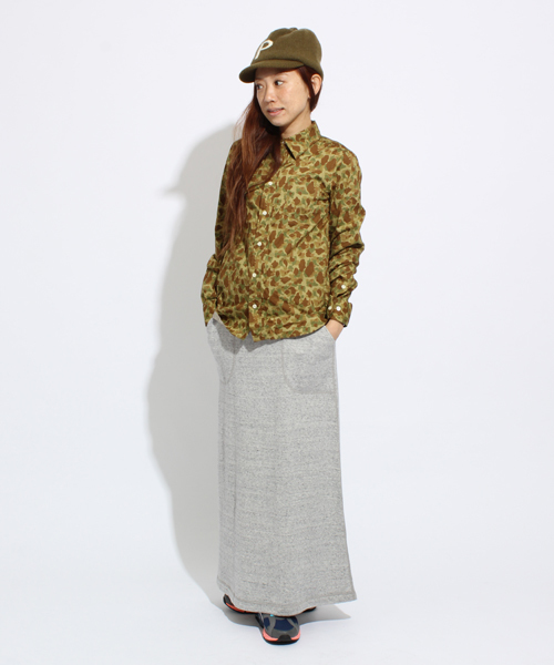 BEAMS BOY（ビームスボーイ）の「BEAMS BOY / プリントレギュラーカラーシャツ（シャツ/ブラウス・レディース・オリーブ/ネイビー・ONE SIZE）」の13枚目の写真