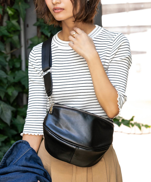 Edit Sheen(エディットシーン)の「ダブルファスナーボディーバッグ(ボディバッグ/ウエストポーチ・レディース・ブラック・FREE)」の8枚目の写真