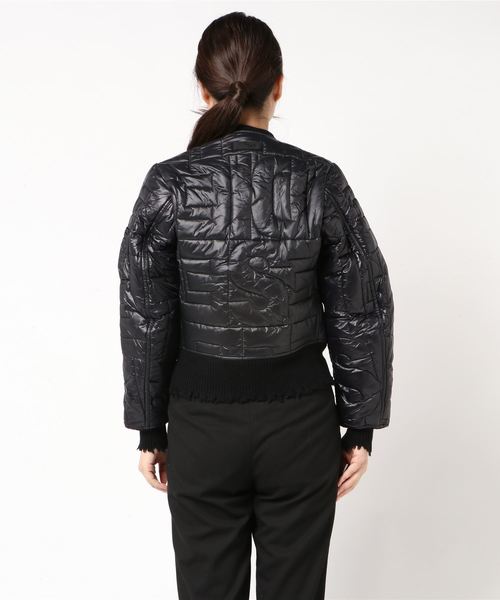 DIESEL(ディーゼル)の「WOMEN'S ロゴナイロンブルゾン(ナイロンジャケット・レディース・オレンジ/グリーン/ブラック・LARGE/MEDIUM/SMALL/X-SMALL/XX-SMALL)」の5枚目の写真