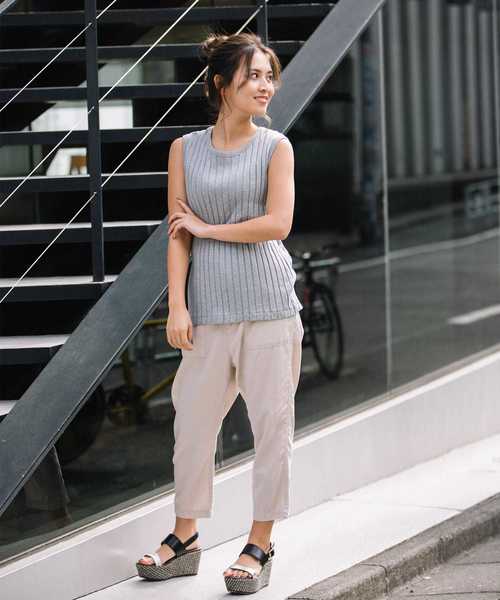 Munich（ミューニック）の「コットンワイドリブタンクトップ（Tシャツ/カットソー・レディース・ホワイト/ブラック/グレー/カーキ/ネイビー・FREE）」の10枚目の写真