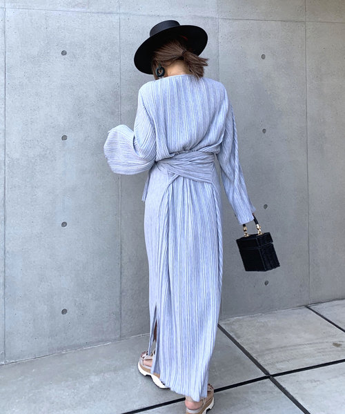 CIEL'AIR(シエルエアー)の「【CIEL'AIR/シエルエアー】プリーツセットアップフレア袖トップス(セットアップアイテム)(Tシャツ/カットソー・レディース・グレー/ベージュ・FREE)」の14枚目の写真