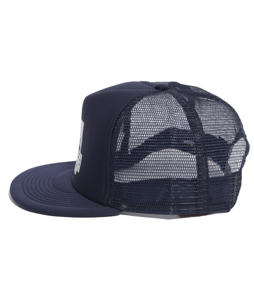 XLARGE（エクストララージ）の「OG MESH TRUCKER CAP（キャップ・メンズ・ブラック/グリーン/ネイビー/レッド・ONE SIZE）」の6枚目の写真