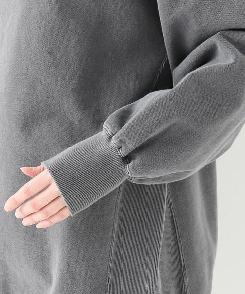 JOINT WORKS(ジョイントワークス)の「オーバーサイズピグメントウラケプルオーバー(Tシャツ/カットソー・レディース・ブラック/ベージュ/サックスブルー・FREE)」の4枚目の写真