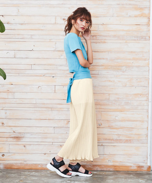 KOBE LETTUCE(コウベレタス)の「細プリーツワイドパンツ(その他パンツ・レディース・ホワイト系その他/ベージュ/ブラック/グリーン/ブルー/グレー系その他・FREE)」の8枚目の写真