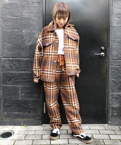 Candy Stripper（キャンディストリッパー）の「FINE CHECK TACKED パンツ（その他パンツ・レディース・ブラウン/ブルー/グリーン・1/2）」の14枚目の写真