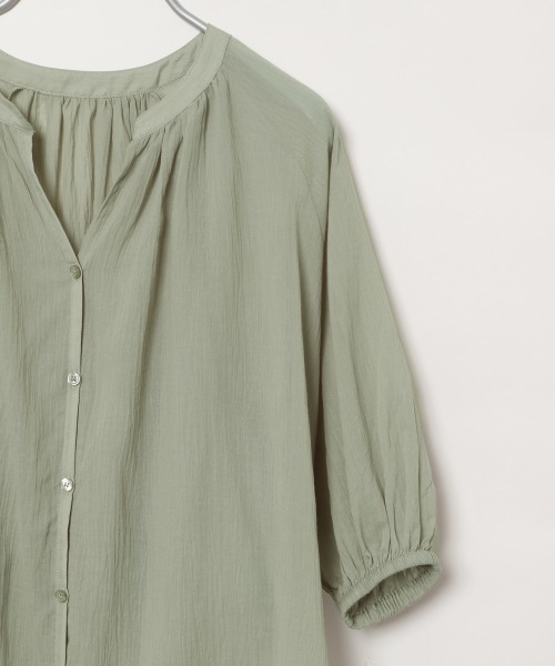 LOWRYS FARM（ローリーズファーム）の「ヨウリュウチュニックBL6S　887400（シャツ/ブラウス・レディース・ブラック/パープル/オフホワイト/カーキ・FREE）」の14枚目の写真