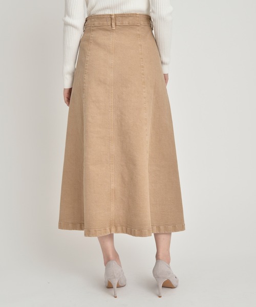 YANUK(ヤヌーク)の「センターシーム スカート - Center Seam Skirt(デニムスカート・レディース・ベージュ/グレイッシュベージュ/ブラウン・S/XS/M)」の5枚目の写真