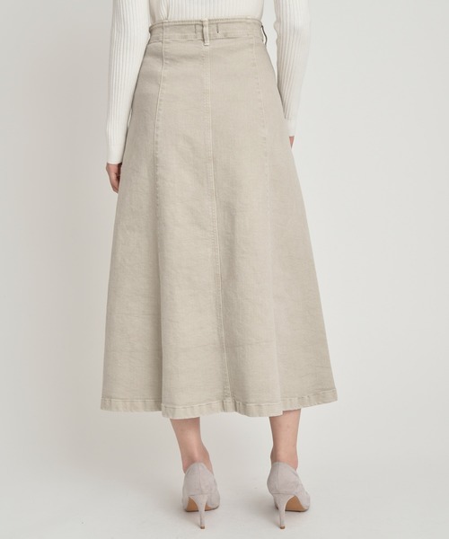 YANUK(ヤヌーク)の「センターシーム スカート - Center Seam Skirt(デニムスカート・レディース・ベージュ/グレイッシュベージュ/ブラウン・S/XS/M)」の11枚目の写真