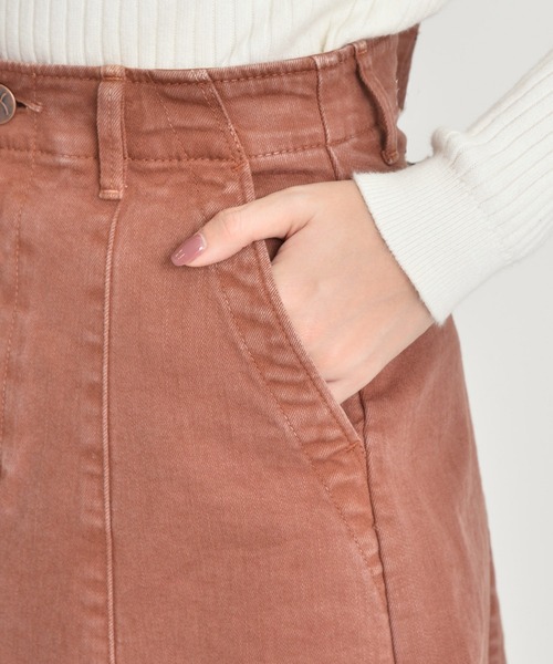 YANUK(ヤヌーク)の「センターシーム スカート - Center Seam Skirt(デニムスカート・レディース・ベージュ/グレイッシュベージュ/ブラウン・S/XS/M)」の21枚目の写真