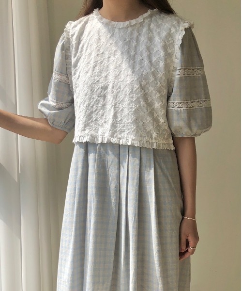 sakishimatokyo（サキシマトーキョー）の「【ZOZO限定】サキシマamp「オハナリボンノブラウスベスト」（ベスト・レディース・ホワイト・FREE）」の3枚目の写真