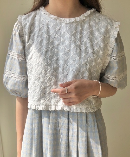 sakishimatokyo（サキシマトーキョー）の「【ZOZO限定】サキシマamp「オハナリボンノブラウスベスト」（ベスト・レディース・ホワイト・FREE）」の4枚目の写真