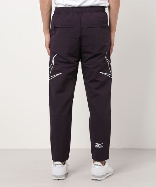Reebok(リーボック)の「eightyone ウーブン パンツ (その他パンツ・メンズ・ダークパープル/グレー/ブラック・LARGE/MEDIUM/X-LARGE/SMALL/XX-LARGE/XXX-LARGE/X-SMALL)」の16枚目の写真