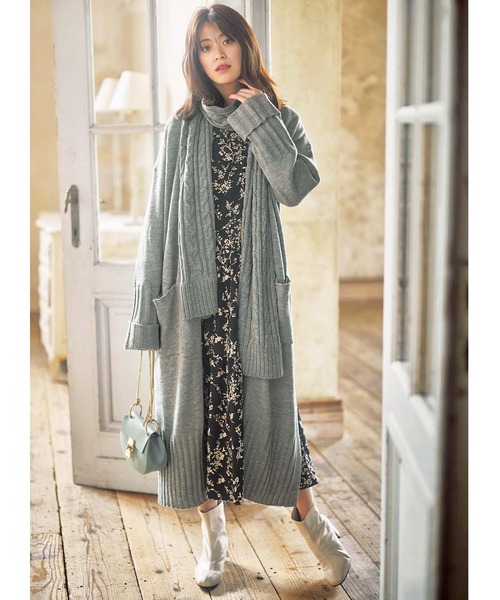 GeeRA(ジーラ)の「マフラー付ニットコート(その他アウター・レディース・杢グレー/ベージュ・XX-LARGE/X-LARGE/LARGE/MEDIUM)」の4枚目の写真