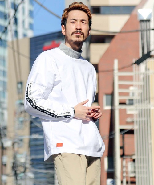 RVCA（ルーカ）の「RVCA メンズ  BIG BACK RVCA LT ロングスリーブＴシャツ【2021年春夏モデル】/ルーカ 長袖 ロンT（Tシャツ/カットソー・メンズ・ホワイト/ブラック/ベージュ・SMALL/MEDIUM/LARGE）」の6枚目の写真