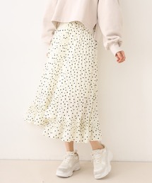 イレヘムプリーツスカート