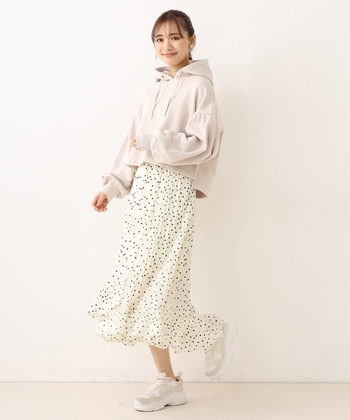 one after another NICE CLAUP(ワンアフターアナザーナイスクラップ)の「イレヘムプリーツスカート(スカート・レディース・オフホワイト/ライトベージュ/ベージュ系その他/ブルー系その他/ドット・FREE)」の17枚目の写真