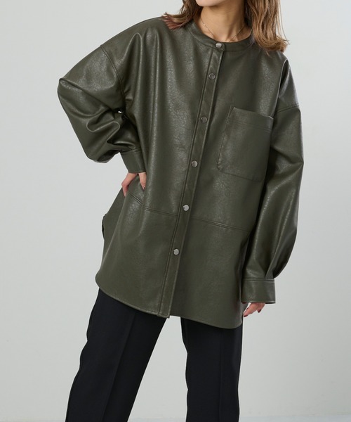 M nort（エムノート）の「【わたなべ麻衣プロデュース】バンドカラーレザーシャツジャケット（シャツ/ブラウス・レディース・グリーン・FREE）」の10枚目の写真