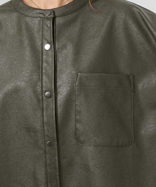 M nort（エムノート）の「【わたなべ麻衣プロデュース】バンドカラーレザーシャツジャケット（シャツ/ブラウス・レディース・グリーン・FREE）」の15枚目の写真