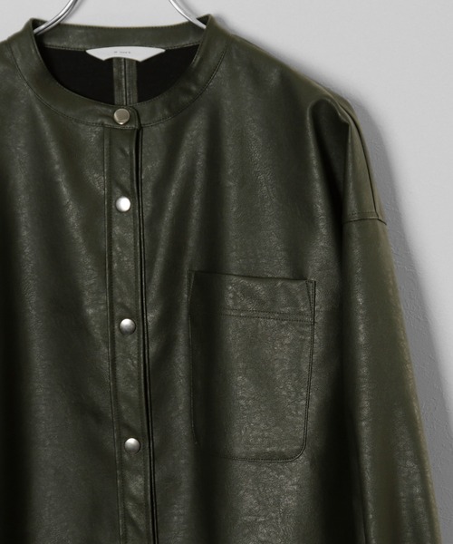 M nort（エムノート）の「【わたなべ麻衣プロデュース】バンドカラーレザーシャツジャケット（シャツ/ブラウス・レディース・グリーン・FREE）」の19枚目の写真