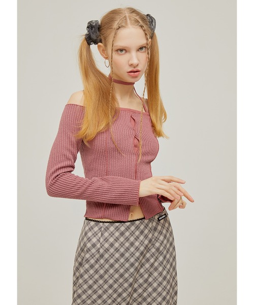 CRANK（クランク）の「『CRANK/クランク』KNIT SLIT OFF SHOULDER/ニットスリット オフショルダー（ニット/セーター・レディース・ピンク/ブラック/イエロー/アイボリー・FREE）」の19枚目の写真