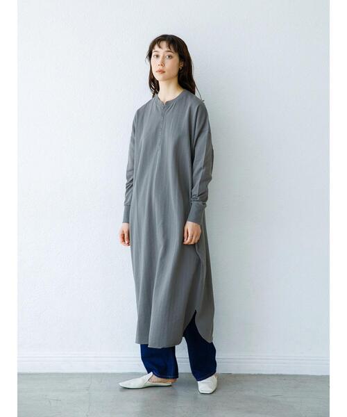 koe(コエ)の「ヘンリーネックワンピース*(ワンピース・レディース・ライトベージュ/ブラウン/カーキ・FREE)」の16枚目の写真