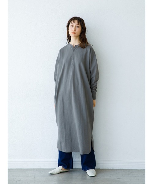 koe(コエ)の「ヘンリーネックワンピース*(ワンピース・レディース・ライトベージュ/ブラウン/カーキ・FREE)」の11枚目の写真