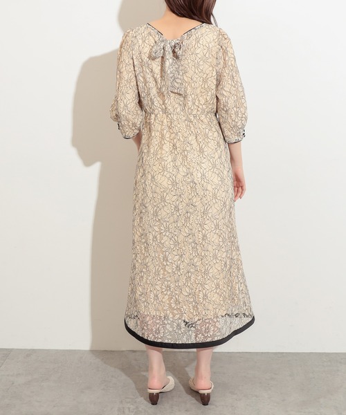 natural couture（ナチュラルクチュール）の「袖口パイピング7分袖レースワンピース（ワンピース・レディース・ベージュ/アイボリー/ラベンダー・FREE）」の21枚目の写真