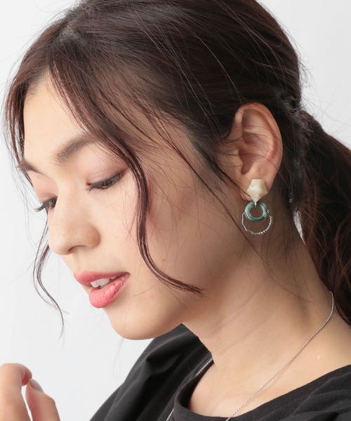 GLOBAL WORK（グローバルワーク）の「マルチWAYイヤリング/943496（イヤリング・レディース・オフホワイト/ピンク/ライトグレー・FREE）」の3枚目の写真