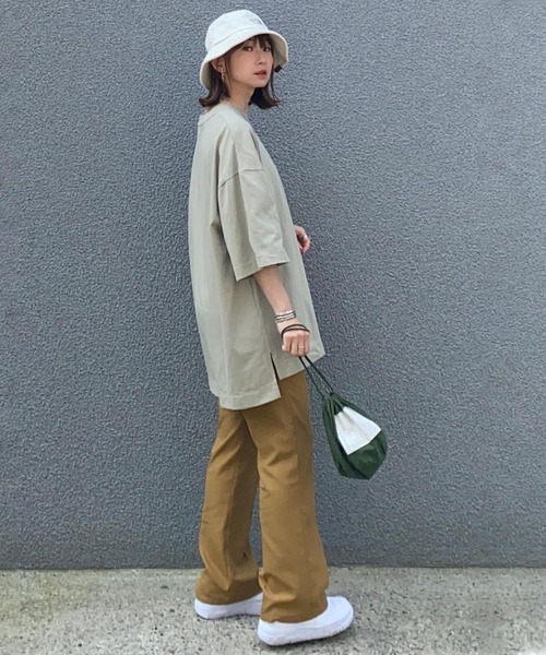 coen by SIZU（コーエンバイシズ）の「coen by SIZU ユニセックスビッグTシャツ（Tシャツ/カットソー・レディース・ホワイト/ブラック/オリーブ/ライム/オレンジ/ナチュラル・MEDIUM/LARGE）」の10枚目の写真