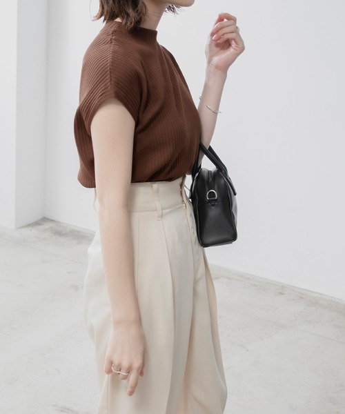 BONLECILL（ボンルシール）の「モックネック フレンチスリーブ サマーリブニットトップス（ニット/セーター・レディース・ブラウン/オフホワイト/オレンジ/ブルー・FREE）」の21枚目の写真