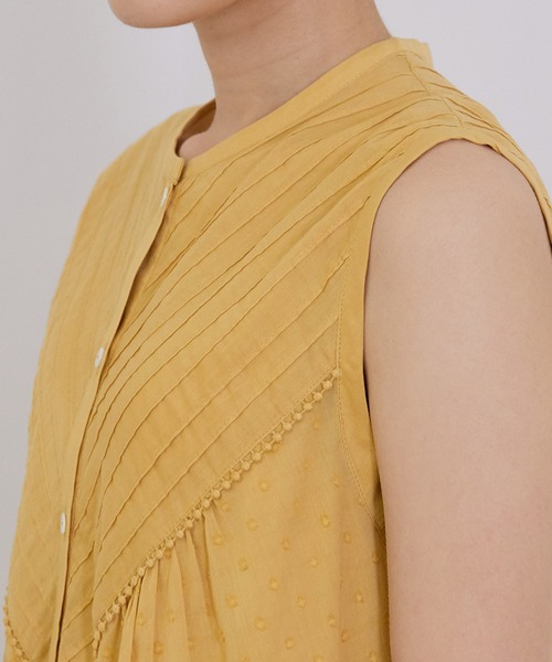 MADEMOISELLE ROPE'（マドモアゼル ロペ）の「【手洗い可】コットンドビーピンタックティアードワンピース（ワンピース・レディース・ダークパープル/イエロー系その他・38）」の12枚目の写真