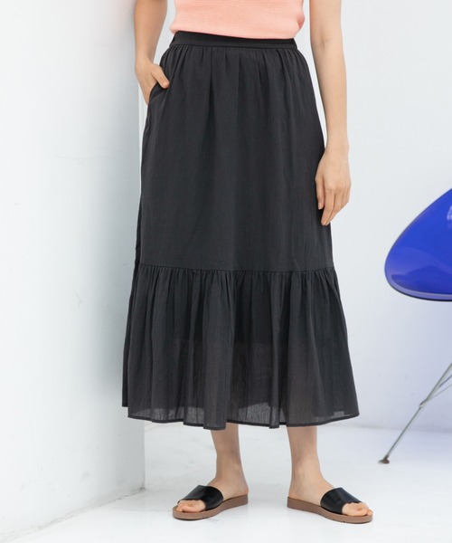 niko and...（ニコアンド）の「楊柳マキシ切り替えスカート（スカート・レディース・グリーン/レッド/チャコール/ライトグレー・LARGE/MEDIUM）」の2枚目の写真