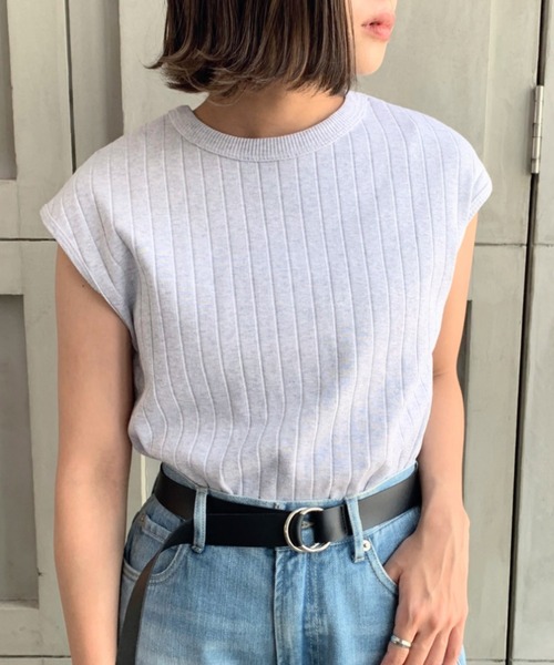 moment+（モーメントプラス）の「綿100％ワイドリブ.フレンチスリーブTシャツ（Tシャツ/カットソー・レディース・ブラック/ベージュ/オフホワイト/ライトグリーン/モカ/杢グレー/ナチュラル/カーキ/チャコールグレー/ブラウン・M/L）」の4枚目の写真