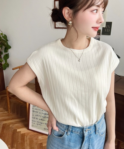 moment+（モーメントプラス）の「綿100％ワイドリブ.フレンチスリーブTシャツ（Tシャツ/カットソー・レディース・ブラック/ベージュ/オフホワイト/ライトグリーン/モカ/杢グレー/ナチュラル/カーキ/チャコールグレー/ブラウン・M/L）」の8枚目の写真