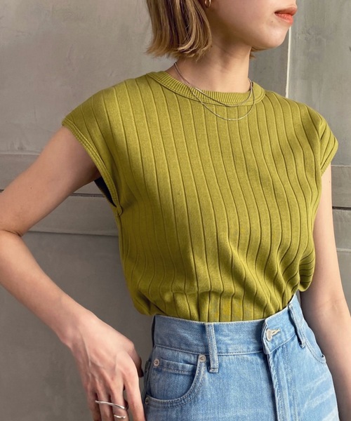 moment+（モーメントプラス）の「綿100％ワイドリブ.フレンチスリーブTシャツ（Tシャツ/カットソー・レディース・ブラック/ベージュ/オフホワイト/ライトグリーン/モカ/杢グレー/ナチュラル/カーキ/チャコールグレー/ブラウン・M/L）」の10枚目の写真