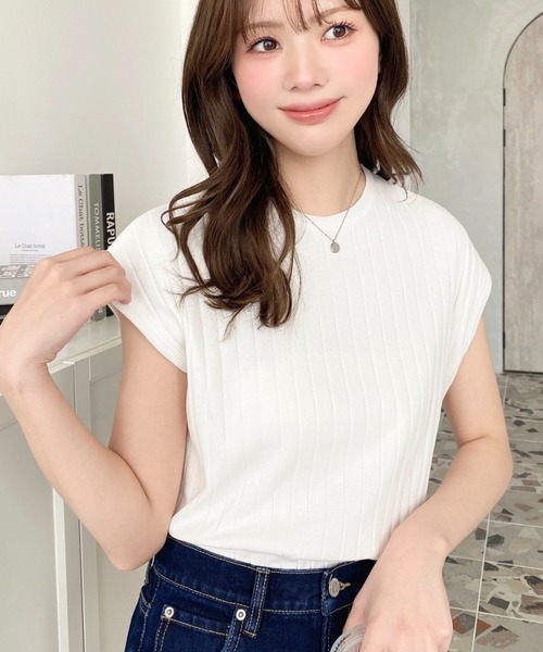 moment+（モーメントプラス）の「綿100％ワイドリブ.フレンチスリーブTシャツ（Tシャツ/カットソー・レディース・ブラック/ベージュ/オフホワイト/ライトグリーン/モカ/杢グレー/ナチュラル/カーキ/チャコールグレー/ブラウン・M/L）」の15枚目の写真